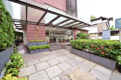 The Trios Hotel - Front view and entrance
